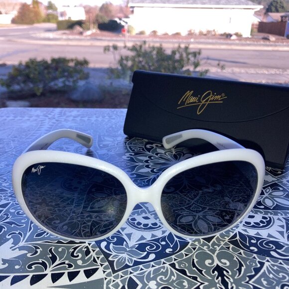 Maui Jim Nahiku MJ 436 05 White Pearl Frame POLARIZED Lens Sunglass Women's New - Picture 1 of 16